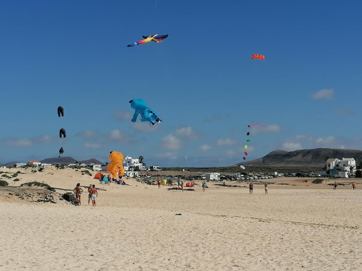Apartamento Junto Al Mar con Wifi Cotillo Esterno foto